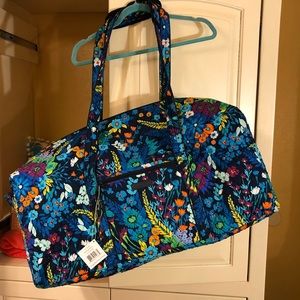 Vera Bradley XL Duffel & Sunglasses